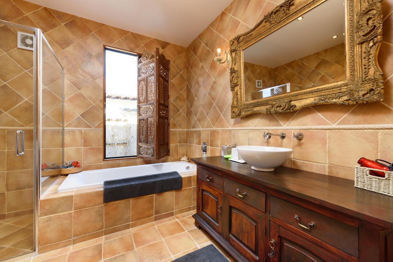 파파모아 Tuscan Retreat Bed & Breakfast - Adults Only B&B 외부 사진